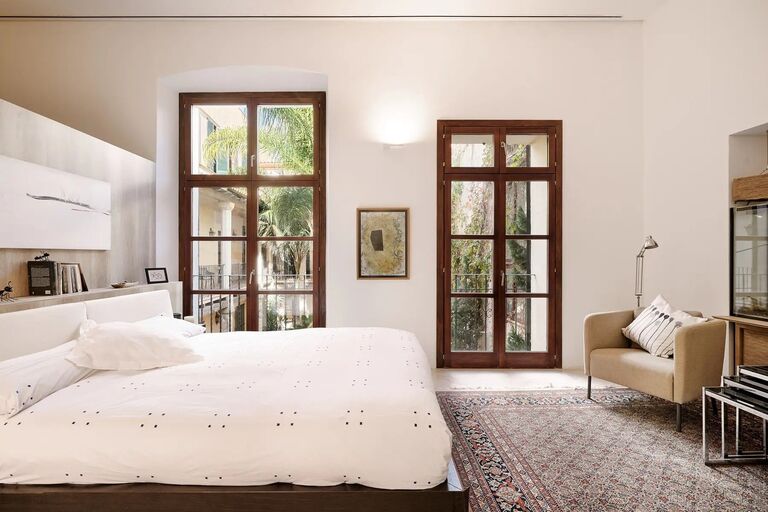 18th-Century Palace Residence in Palma Old Town with Terrace and Garage