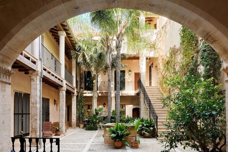 18th-Century Palace Residence in Palma Old Town with Terrace and Garage