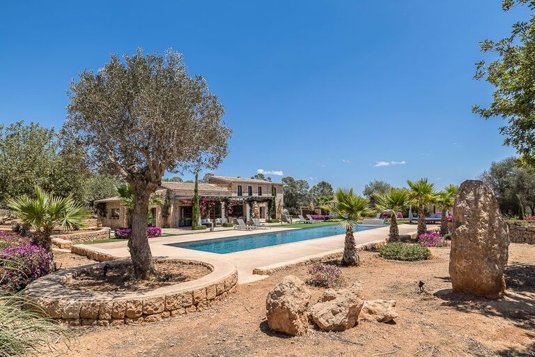 Renovated Historic Finca in Llucmajor with Absolute Privacy