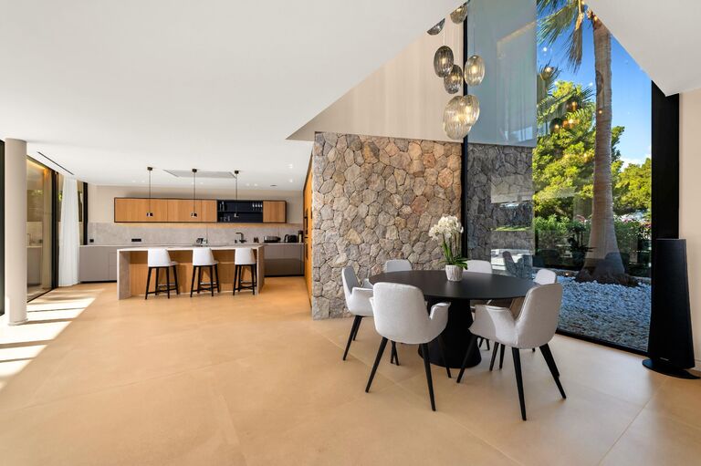 Contemporary Villa in Nova Santa Ponsa with Infinity Pool